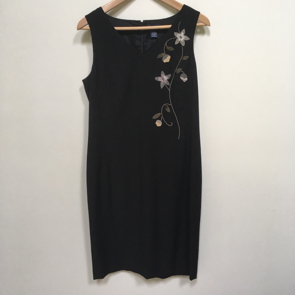 Ann Taylor Black Sleeveless Sheath Dress